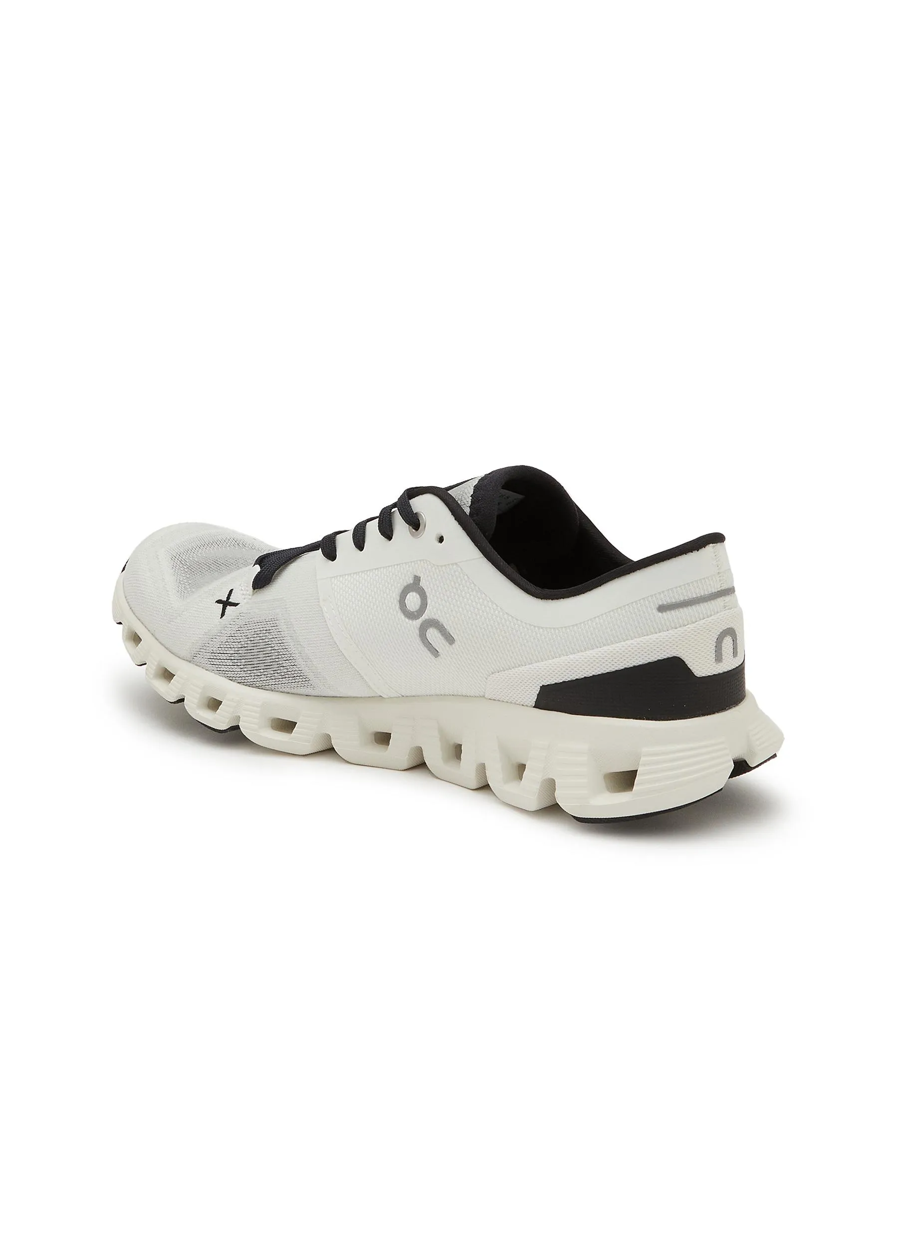 -----------ON ---- ------------ ----Cloud X3 Low Top Lace Up Sneakers --