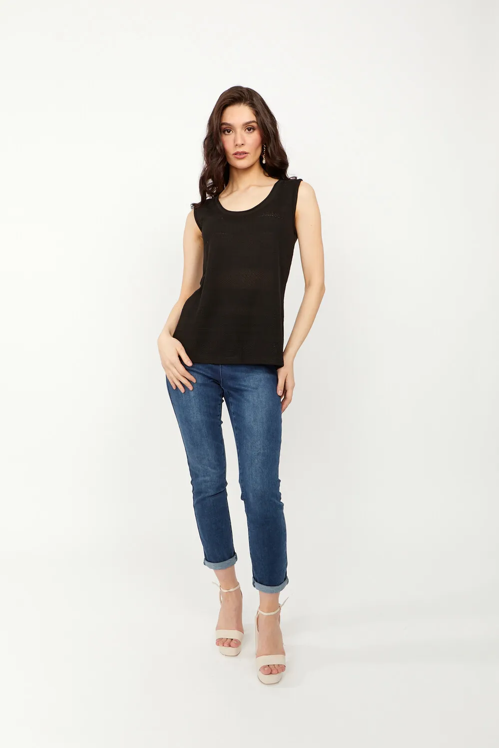 Casual Sleeveless Scoop Neck Pullover Style 24180