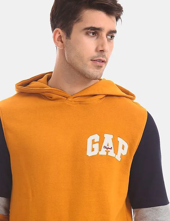 GAP Men Yellow Colour Block Logo Hoodie