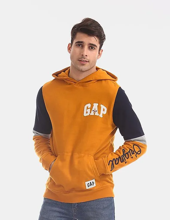 GAP Men Yellow Colour Block Logo Hoodie