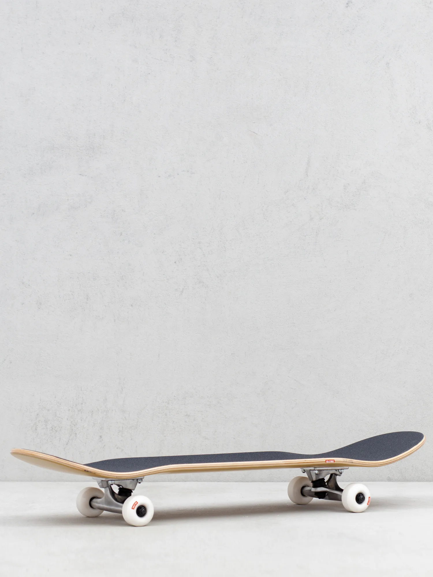 Globe Goodstock Skateboard (sahara)