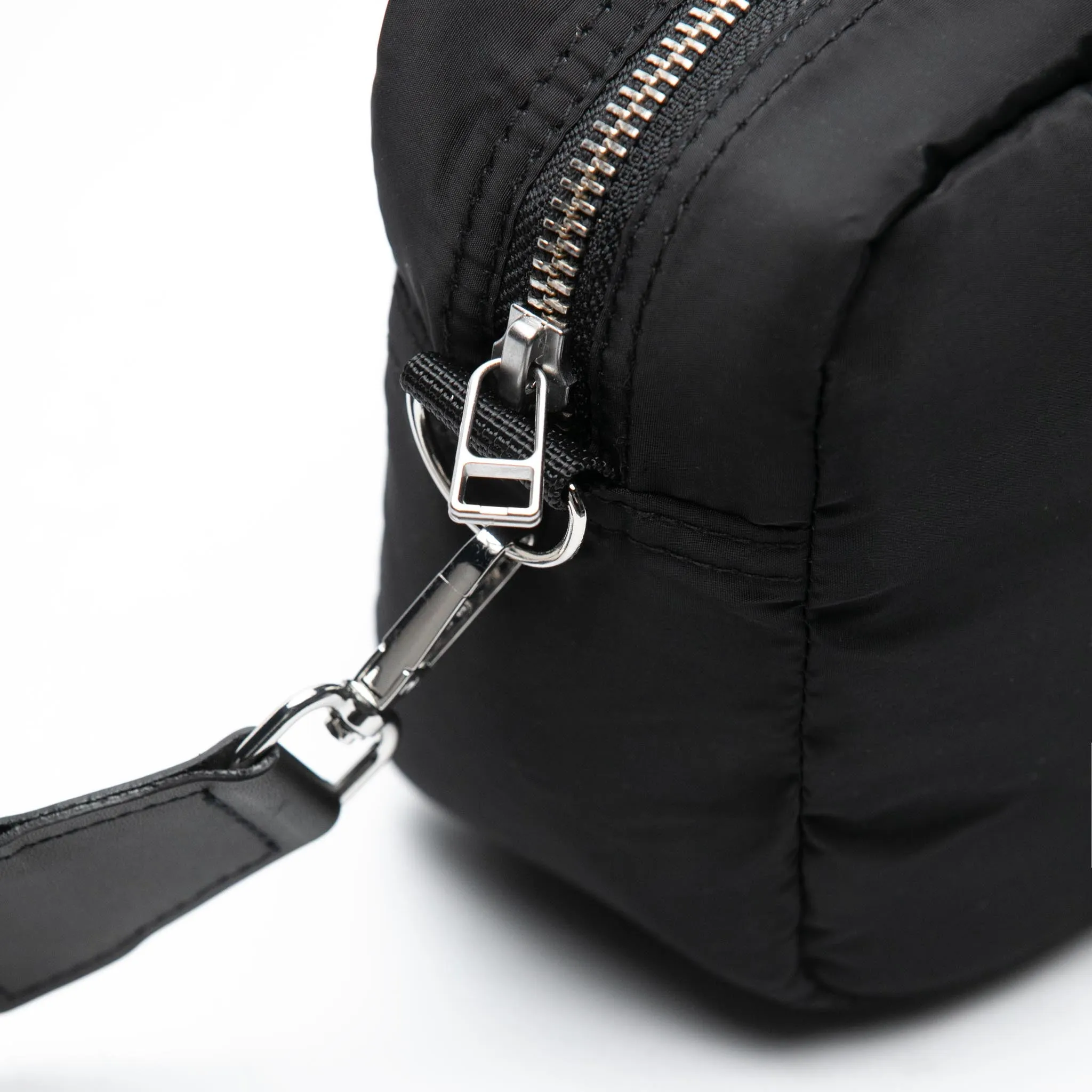 HOMME+ Rubber Logo Side Bag Black