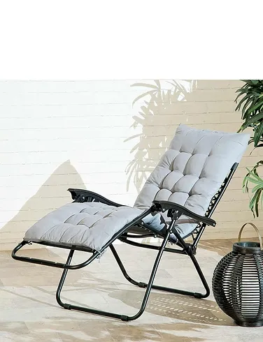 Luxury Folding Royale Relaxer Chair