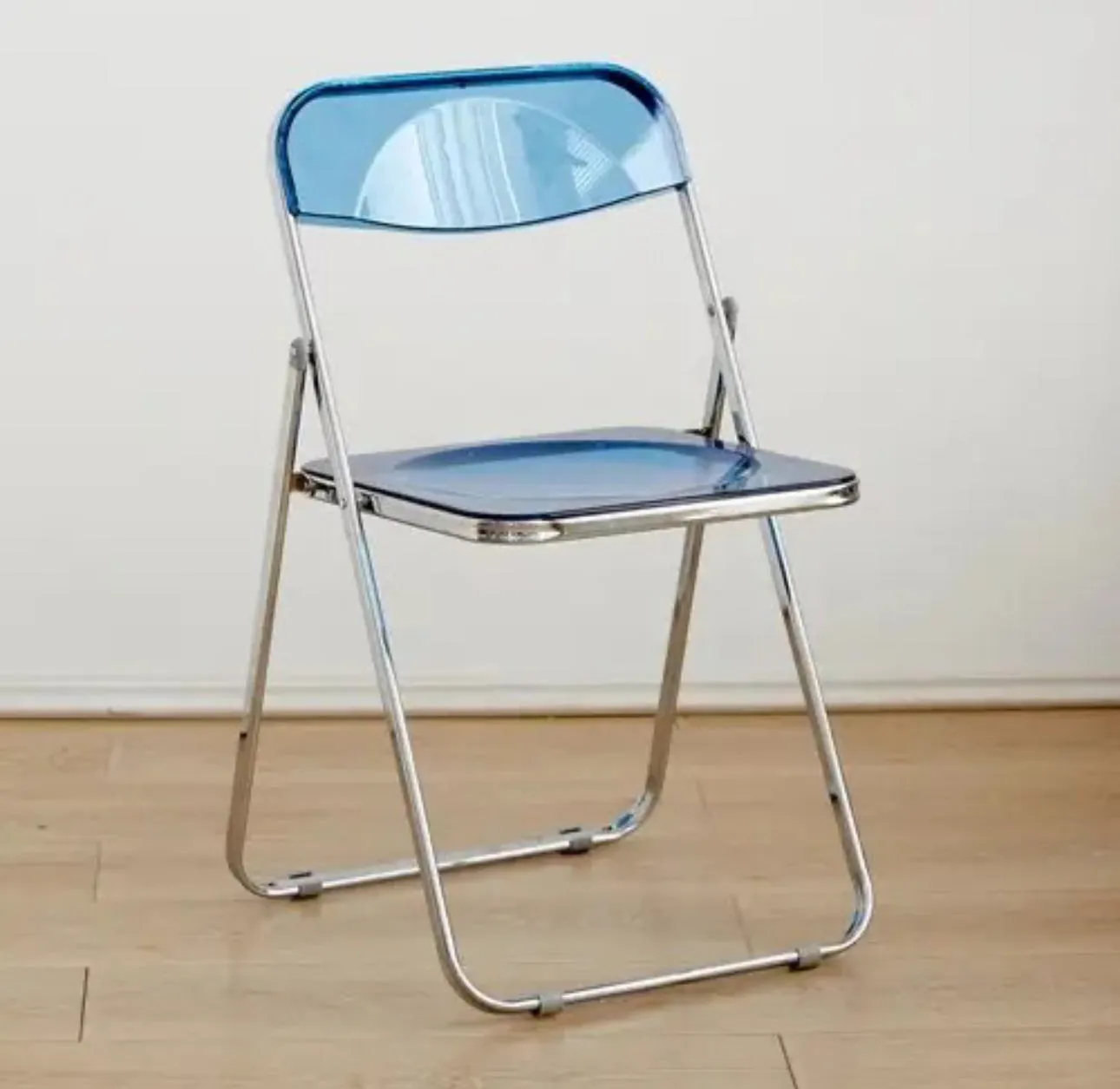 Modern Folding Chair