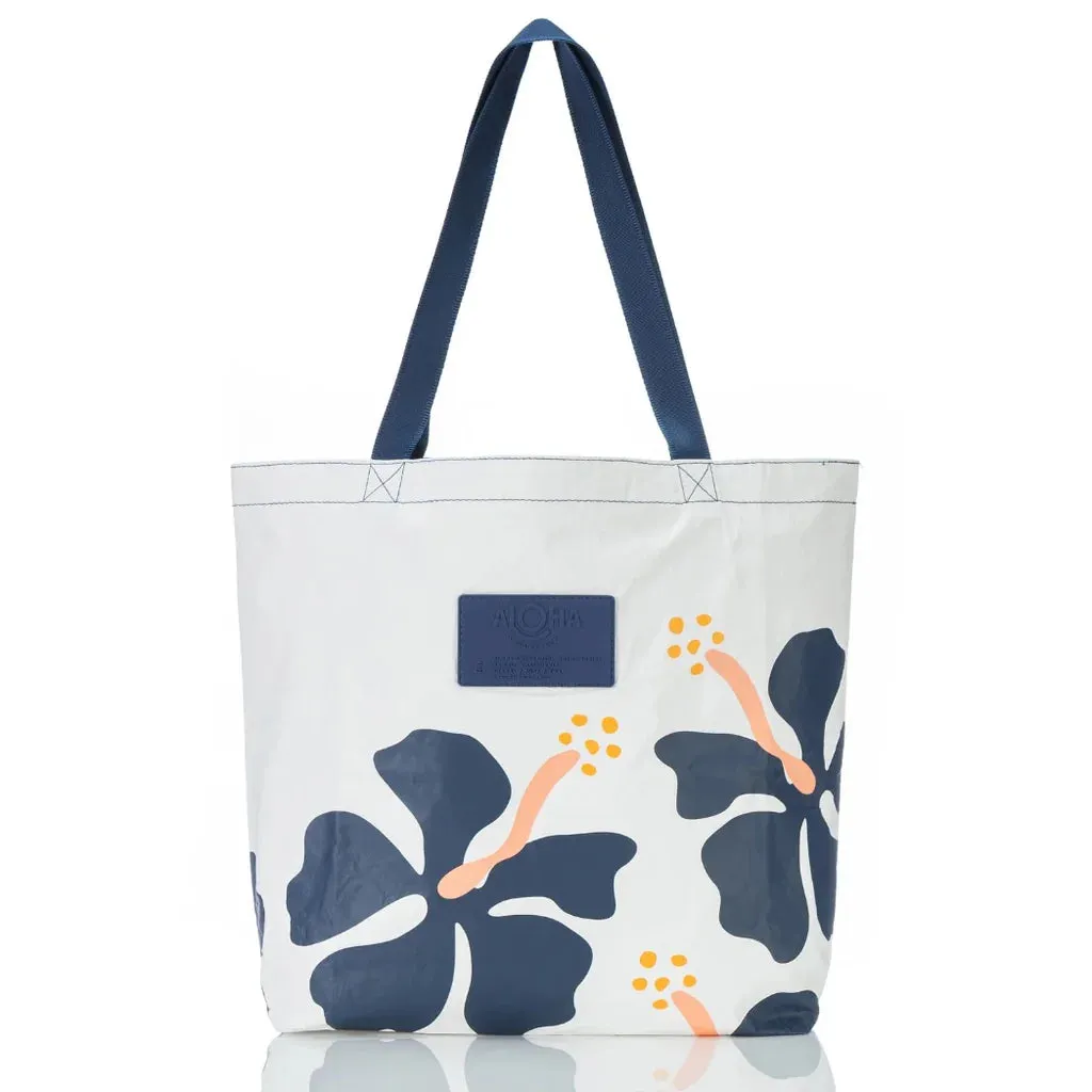 Mo'orea RVS Tote-Navy