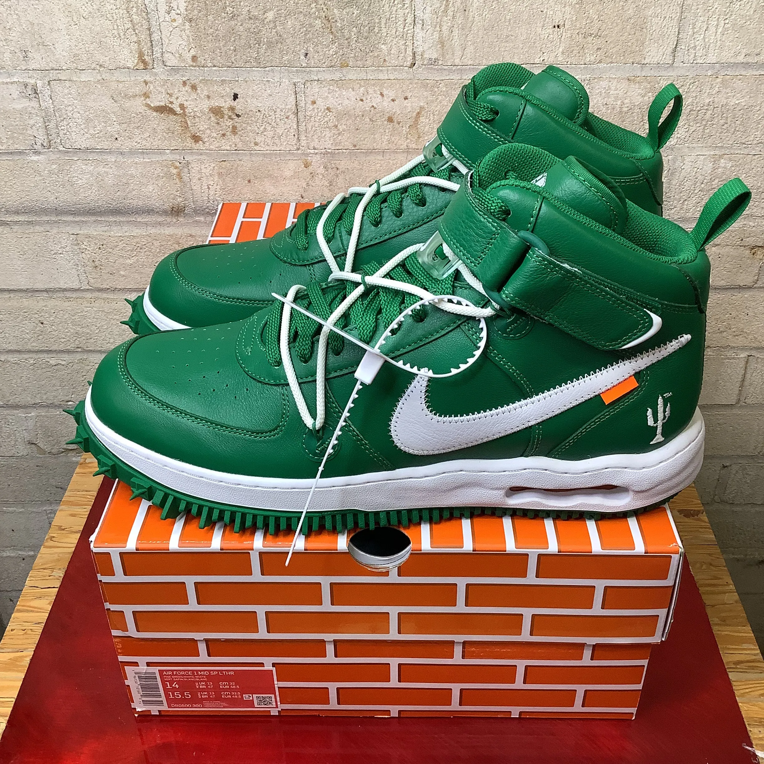 NIKE AIR FORCE 1 MID OFF WHITE PINE GREEN SIZE 14 DR0500-300