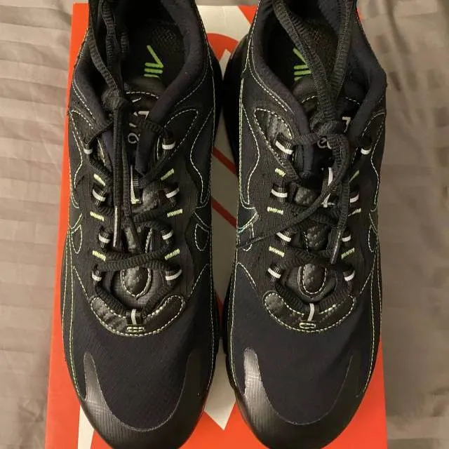 Nike Air Max 270 React Black Electric Green