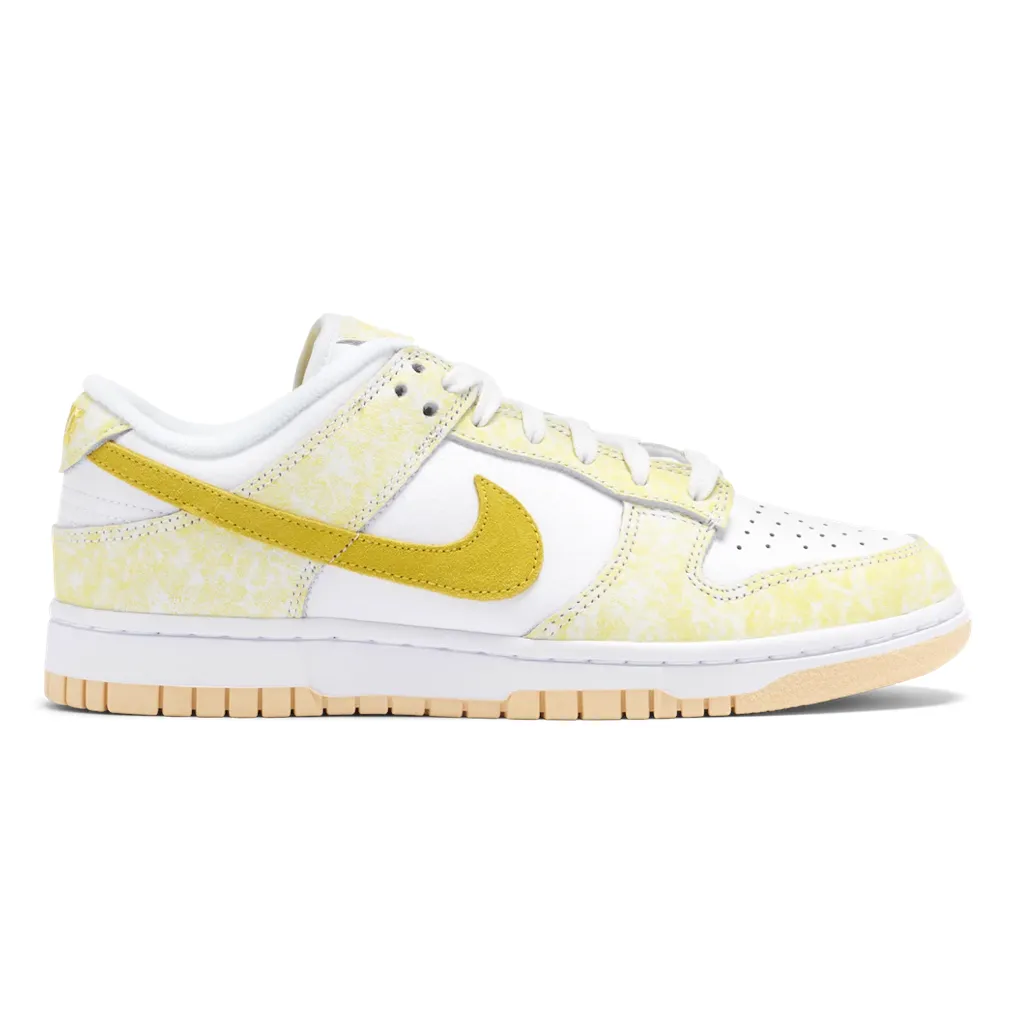 Nike Dunk Low Yellow Strike (W)